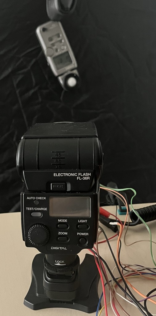 Power test with a flash meter