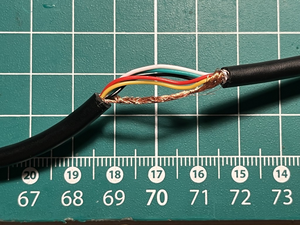 JJC E3 cable with separated signals