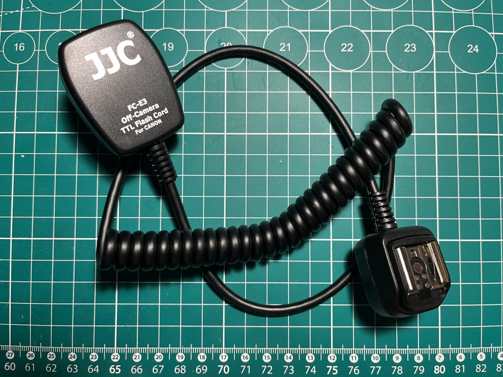 JJC E3 off-camera flash cable
